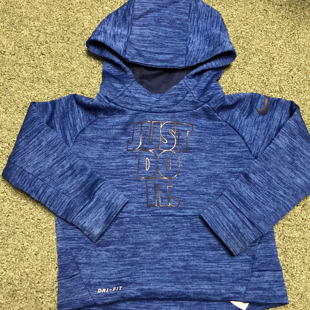 Nike 2T sweatshirt
